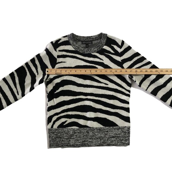Banana Republic Womens Size S Zebra Print Merino Wool Blend Sweater - Picture 4 of 7